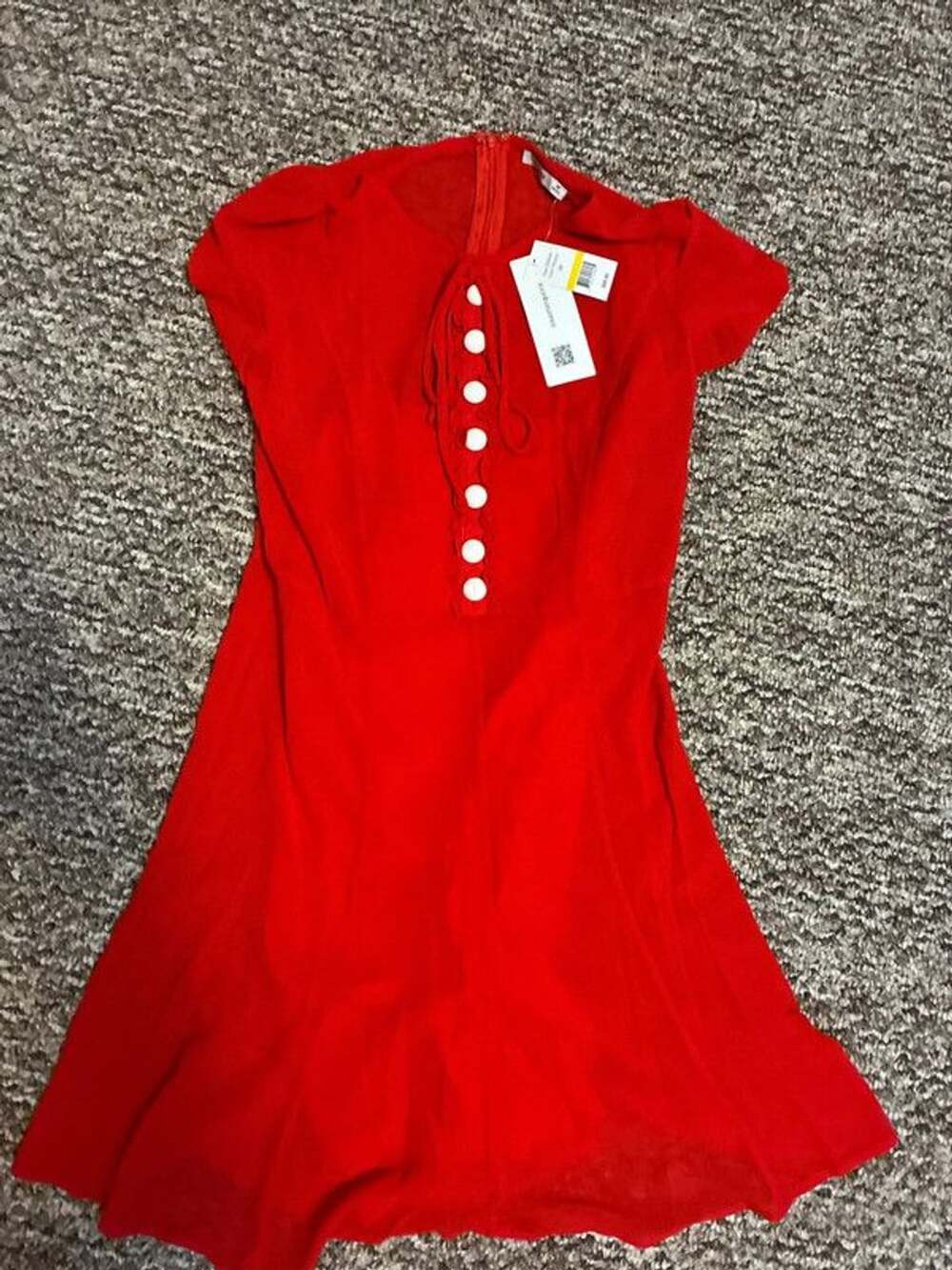 Women’s medium retro style knee length dress red with white buttons nwt moonbasa